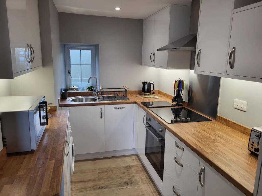 Amazing Coastal & Sunset Views In Eryri Villa Llanllyfni Bagian luar foto