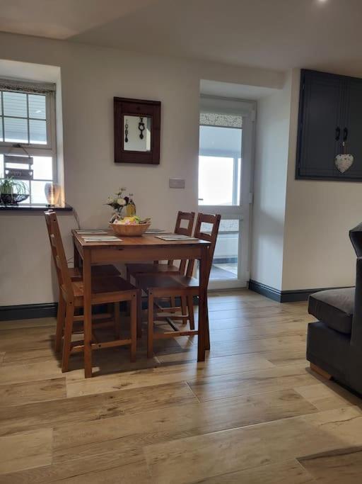 Amazing Coastal & Sunset Views In Eryri Villa Llanllyfni Bagian luar foto