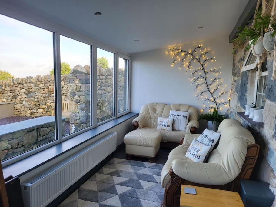 Amazing Coastal & Sunset Views In Eryri Villa Llanllyfni Bagian luar foto