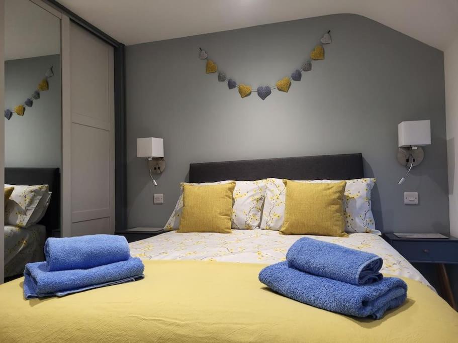 Amazing Coastal & Sunset Views In Eryri Villa Llanllyfni Bagian luar foto